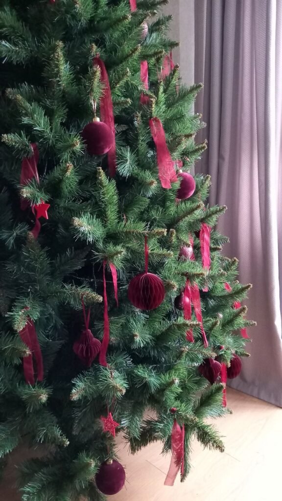 velvet christmas tree 14