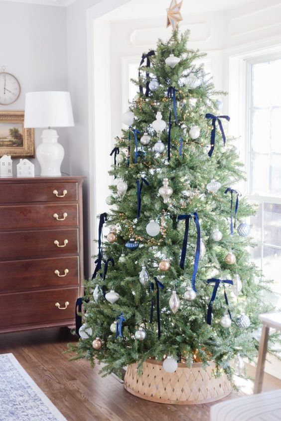 velvet christmas tree 4